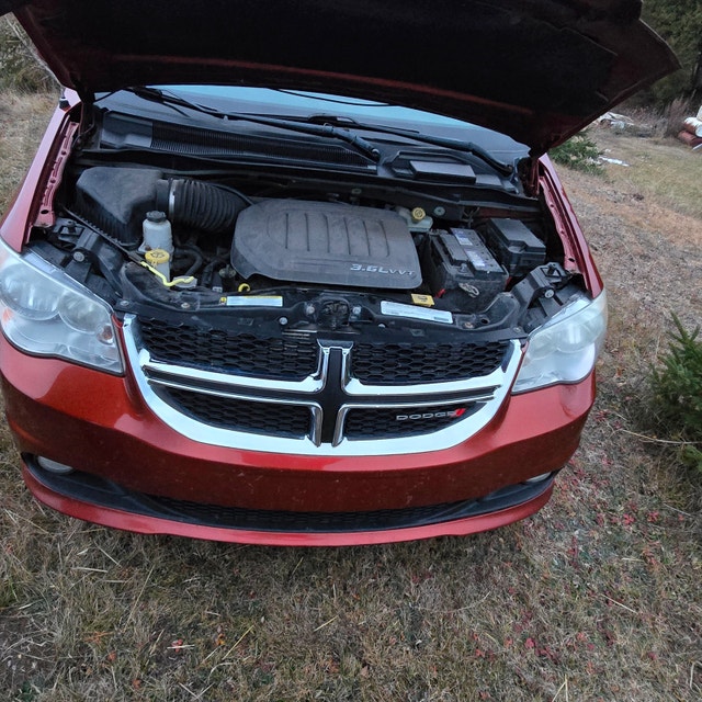 Dodge grand caravan Crew 2012 — photo 3