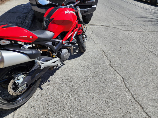 Moto Ducati Monster 696 ABS 2014 à vendre en superbe état dans Motos sport  à Ville de Montréal - Image 4