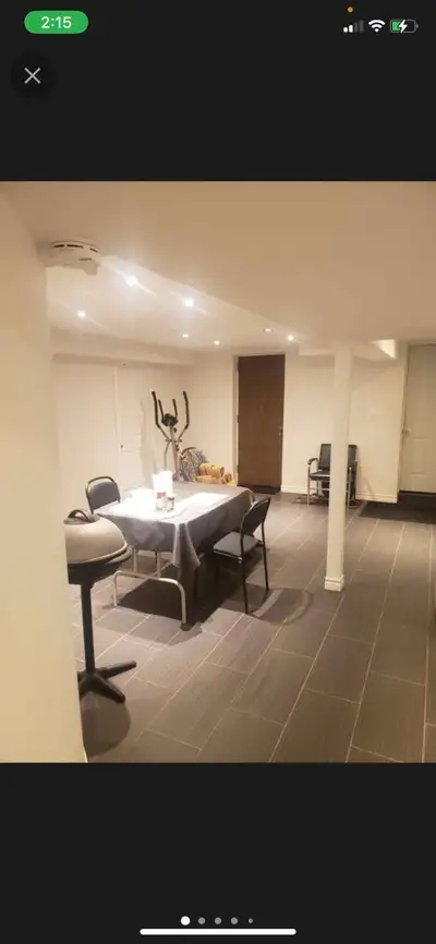 $1000 FOR A PRIVATE ROOM AND PRIVATE BATHROOM AVAILABLE NOW All utilities included. Internet Cable L...