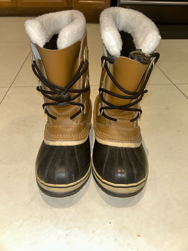 US Size 5 Women’s Sorel Joan of Arctic Genuine Leather Boots in Women's - Shoes in Oshawa / Durham Region - Image 4