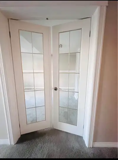 Walkout one bedroom basement with a separate entrance for rent available from November ,2026. In kit...