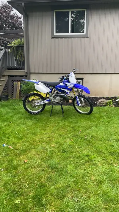 2008 but fully rebuilt 2 years ago new plastics vforce reeds Fmf bottem end has 35 hours and just pu...