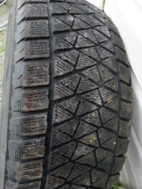 1 tire blizzak 17 inch for Honda Ridgeline 245\65\17