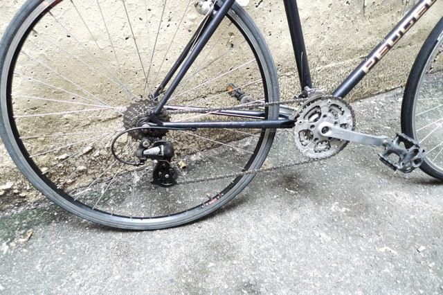PEUGEOT - Hybrid Bike - 18"/45.5cm dans Randonnée, ville et hybrides  à Ville de Montréal - Image 2