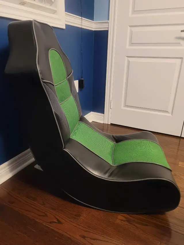 Gaming rocker chair in Chairs & Recliners in Markham / York Region - Image 4