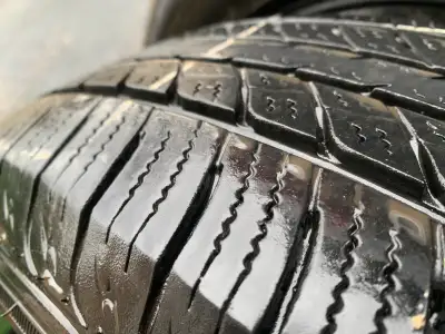 set of four good tread all season tires. Zero issue no damage Westlake all season tires. Tire manufa...