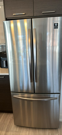 Refrigerator SAMSUNG (2021) 21.6 c.f. Stainless