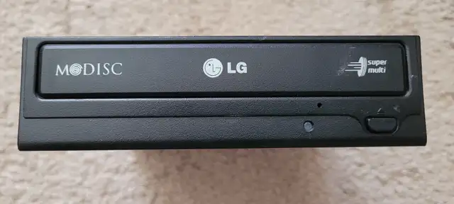 Older computer parts in Desktop Computers in Edmonton - Image 8