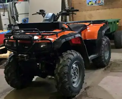 2003 Honda Rancher 350 ES Windshield storage box ,Winch, Hand warmers, New wheel Bearings New Batter...