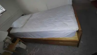 Solid Oak dormitory bed on wheels with 3 drawers ,, View more