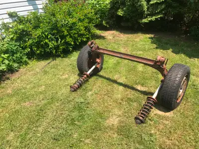 Projet abandonné pour fabriquer trailler à bois à qui la chance 200$ ferme