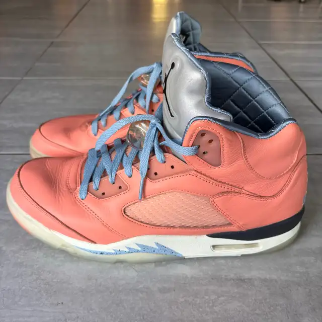 Nike Air Jordan Retro 5 DJ Khaled Men Size 13 Salmon Barely Used in Men's Shoes in City of Montréal - Image 3
