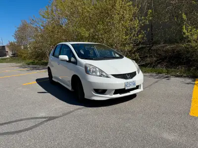 Good reliable car. Well taken care of. Lots of life left. Recent Maintenance: - New synthetic oil &...