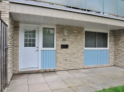 Looking for a clean single family or couple. If this is you, then look no further for your new home....