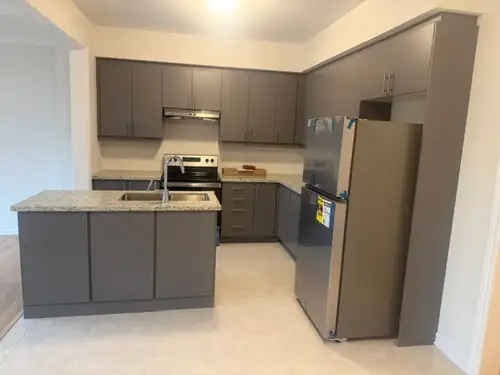 Looking for a brand-new, modern and spacious home? Don’t miss this beautiful 3-bedroom freehold town...