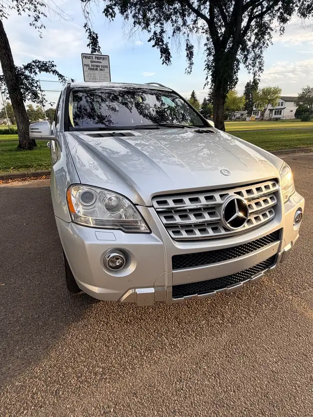 2011 Mercedes Benz ML550