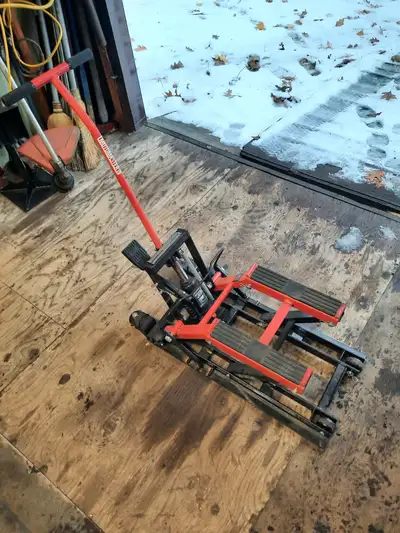 Works well, good shape. No longer needed. No offers, firm price.