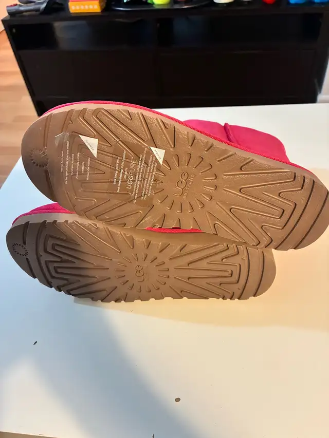 UGG Boots in Women's - Shoes in City of Toronto - Image 4