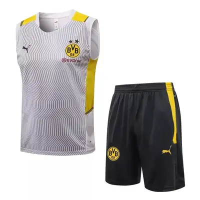Selling a brand new Borussia Dortmund sleeveless training kit (large size). Comes with tags, still s...