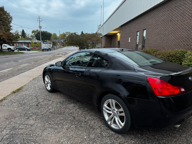 2010 Infiniti G37x Coupe in Cars & Trucks in Guelph - Image 4