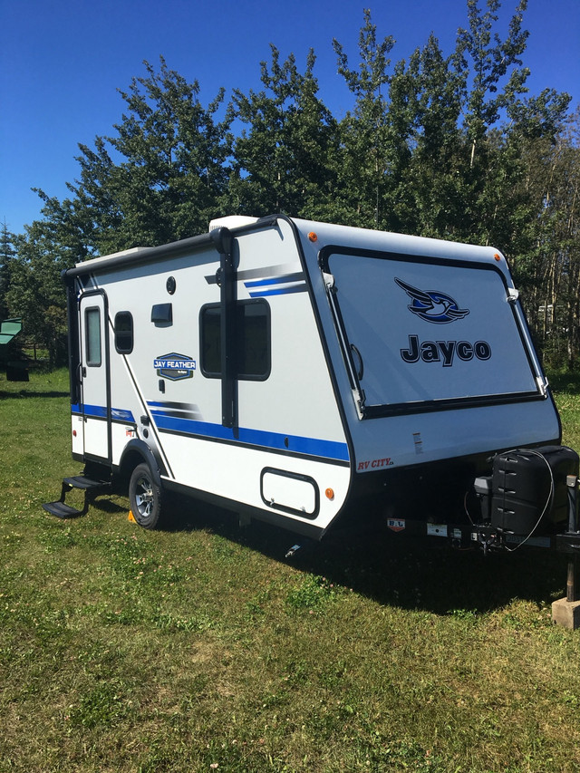 2018 Jayco Jay Feather X17Z  in Travel Trailers & Campers in Grande Prairie