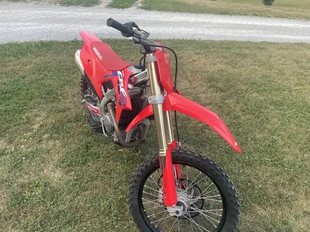 2023 CRF250R in Dirt Bikes & Motocross in Barrie - Image 3