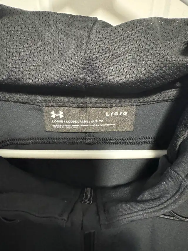 Under Armour jacket in Men's in Charlottetown - Image 4