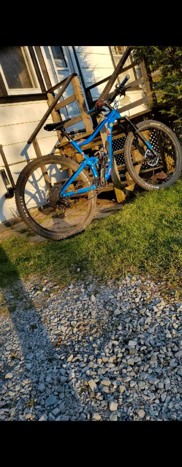 2019 Giant Trance 2. 29" large frame. Aluminum. in Mountain in Bathurst - Image 3