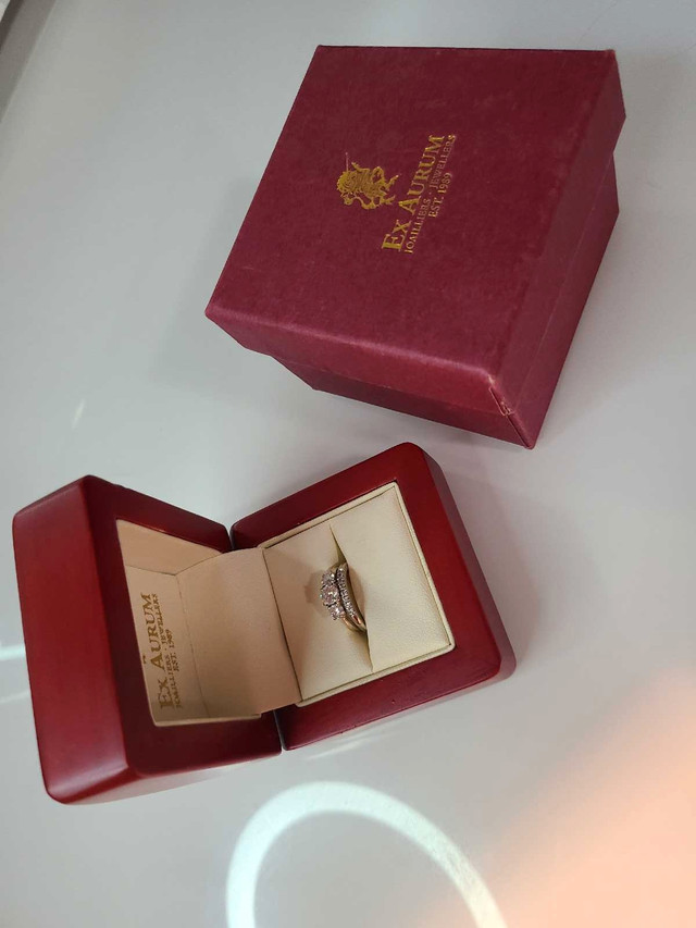 Engagement rings and Wedding band  dans Bijoux et montres  à Ouest de l’Île