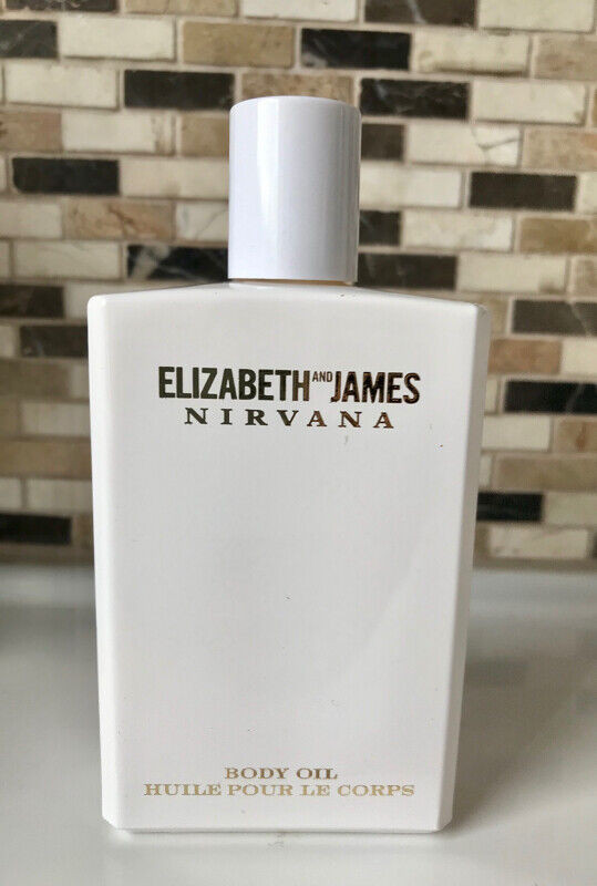 Elizabeth and James Nirvana “White” Body Oil **NEW** dans Autre  à Ville de Montréal