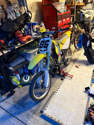 Suzuki 80 cc Dirt bike