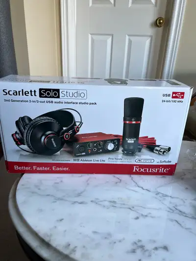 Focusrite Solo Studio (2nd Genetation) Bundle NEW in box, View more
