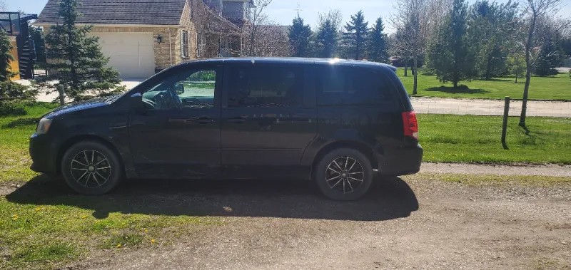 AS IS 2014 DODGE GRAND CARAVAN - RECOMMENDED PARTS VEHICLE