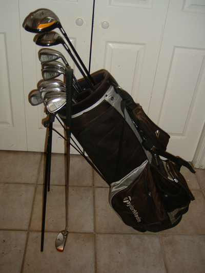 COMPLETE 13 PC RT MEN TAYLORMADE RAC ht REG STEEL GOLF CLUBS. INCLUDES RAC IRONS 4-PW+SW( 8 ALL MATC...