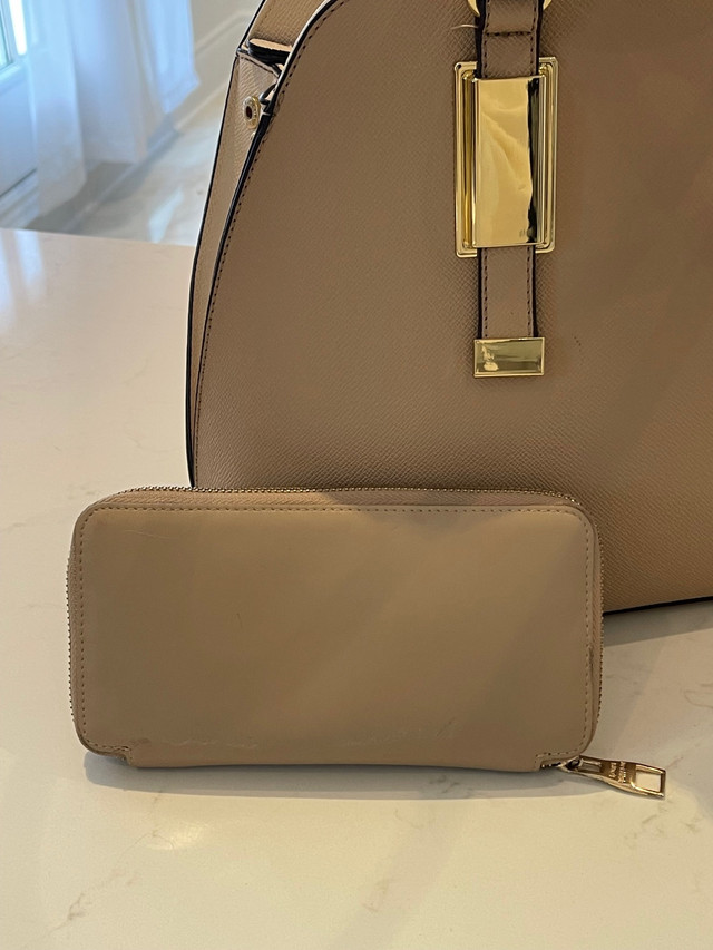 Nude bag & Louis Vuitton Wallet  in Women's - Bags & Wallets in City of Toronto - Image 4
