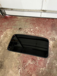 Toyota Camry sunroof glass 