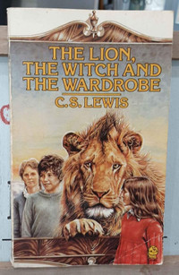 Rare, vintage paperback THE LION, THE WITCH & THE WARDROBE