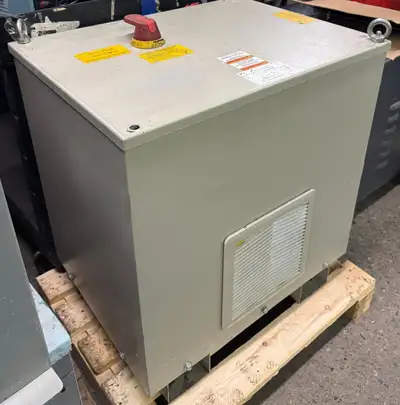 32 kVA, 3phase Primary: 480/575/600V Secondary: 400/420V Auto transformer Used, in good working cond...