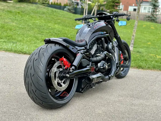 2008 VRod NightRod Special With Low Kms Brand New Build in Street, Cruisers & Choppers in Oakville / Halton Region - Image 4