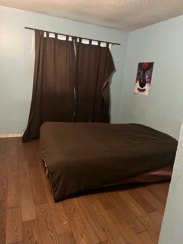 Room for Rent in Room Rentals & Roommates in Oshawa / Durham Region - Image 3