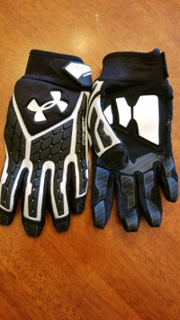 Under Armour Combat - padded football gloves