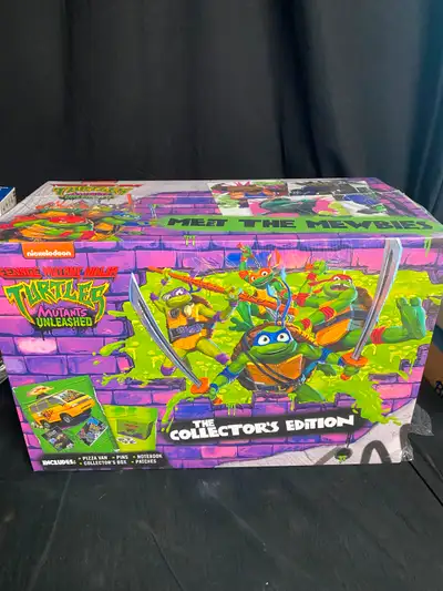 NEW IN Box Teenage Mutant Ninja Turtles Collectors Edition Switc, View more