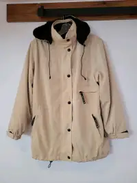Polar, winter/fall coat, manteau d'hiver/automne,size 6-8 femme 