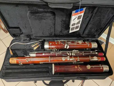 King Symphony Bassoon, great playing condition. YouTube demo!, View more