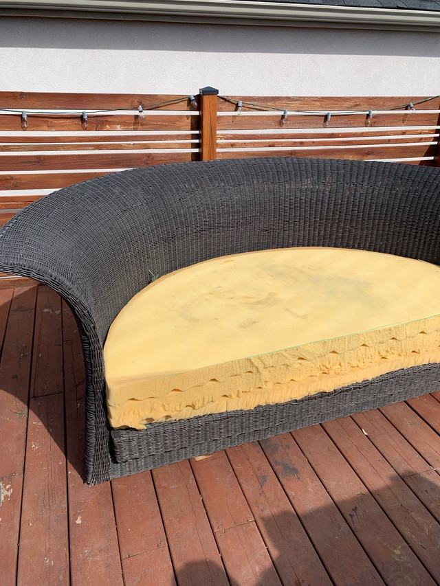 Outdoor patio daybed  in Patio & Garden Furniture in City of Toronto - Image 4