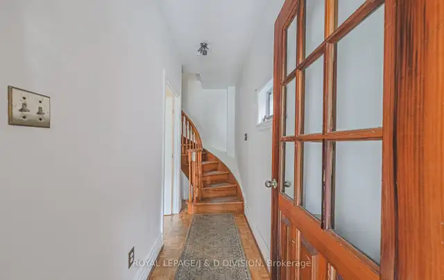 Private Room for Rent with 2 lovely humans and cats- Bloorcourt in Room Rentals & Roommates in City of Toronto - Image 3