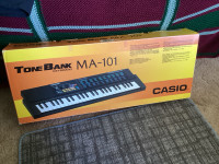 Casio Tone Bank MA-101 Keyboard In Box Works Perfectly 