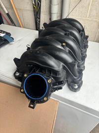  Ford 7.3 L intake brand new never used