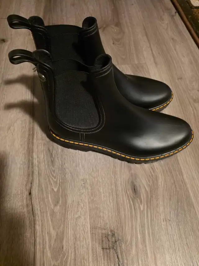 Igor Chelsea Boots537090606980802563
