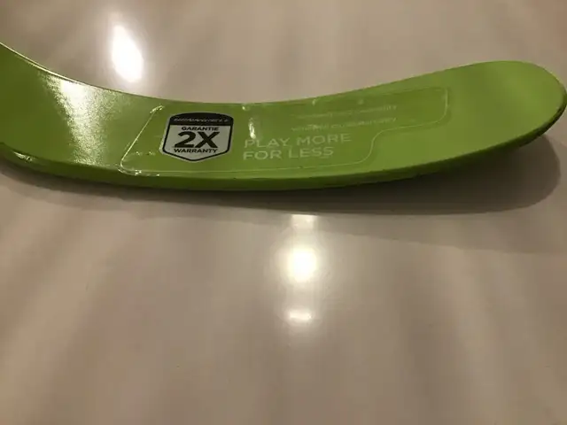 New… Winnwell Q5- Youth Hockey stick in Hockey in Ottawa - Image 6